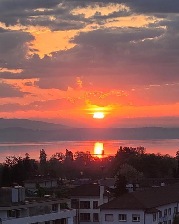 Kreuzlingen Apartment | Lake View See & Bergsicht free parking