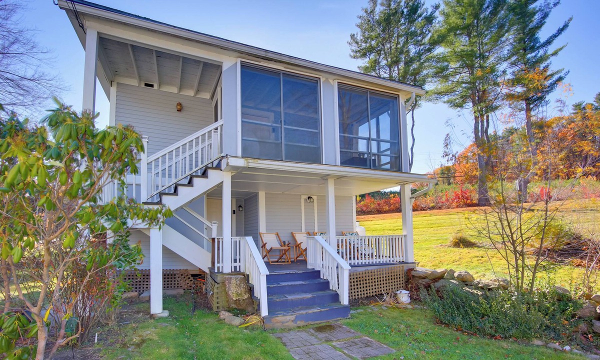 Spofford Apartment | Lake-View Spofford Apartment w/Shared Dock!