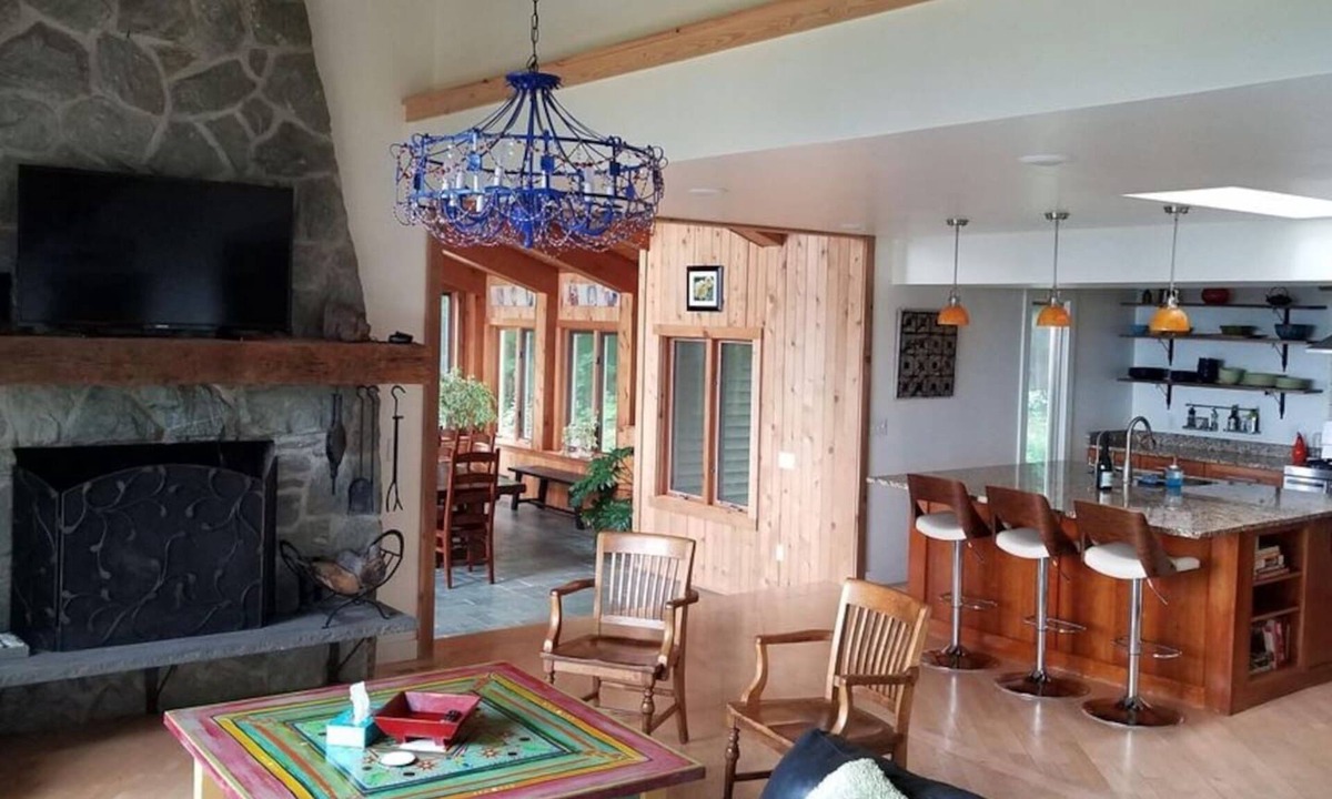 Naples House | Lake View w/Pool, HotTub, & Fast Wi-Fi