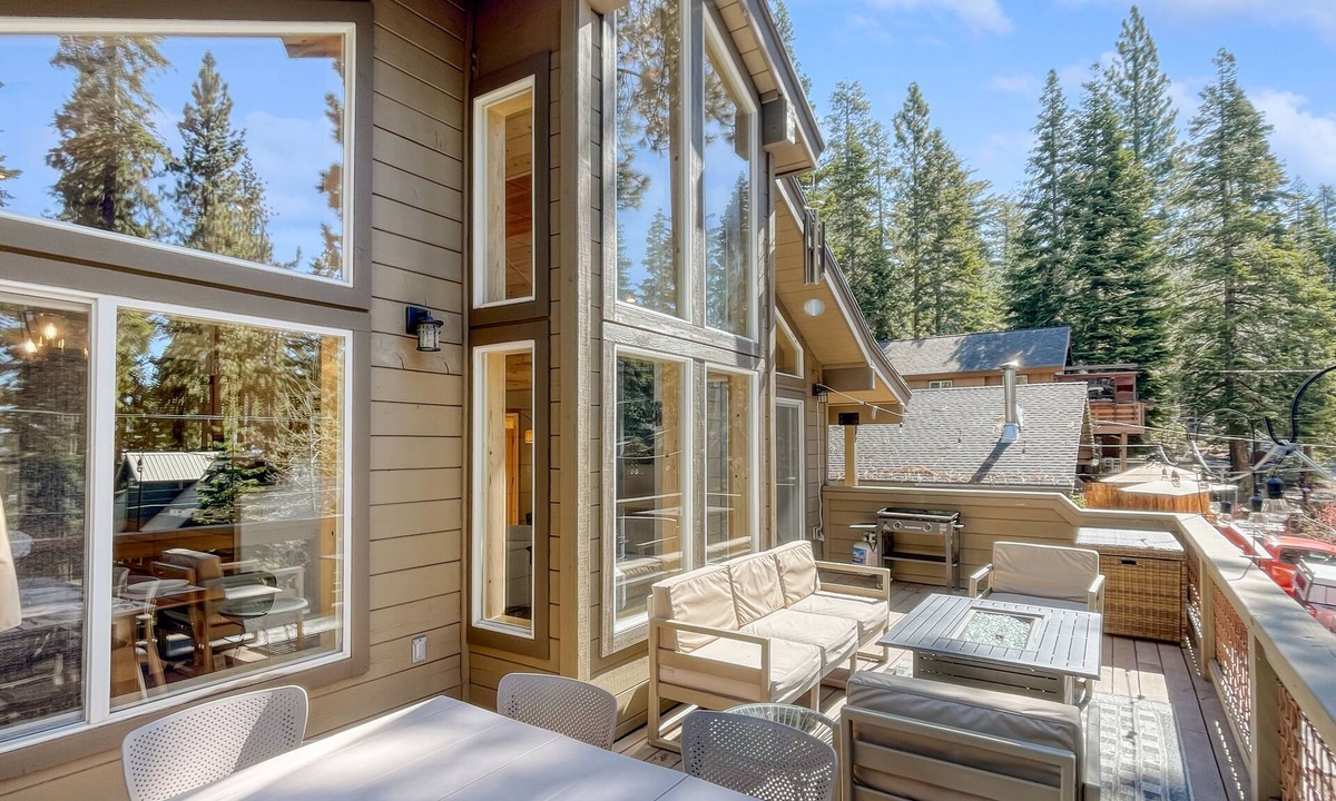 Carnelian Bay House | Lake Views, Hot Tub, Walk to Beach!