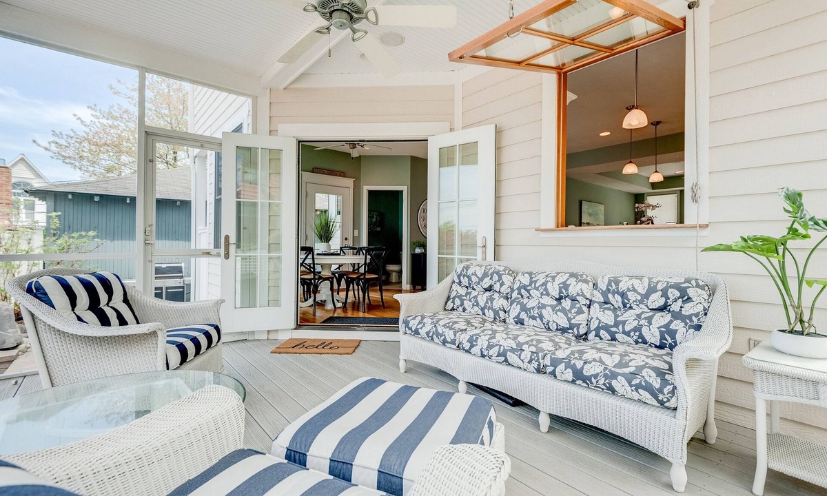 South Haven House | Lake Views, Hot Tub, Fire Pit & Private Yard on North Beach!