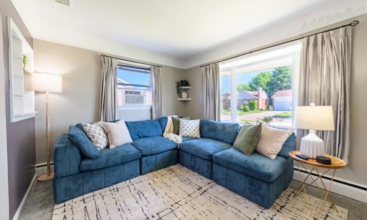 Alpena House | Lake Views | King Bed | Fenced
