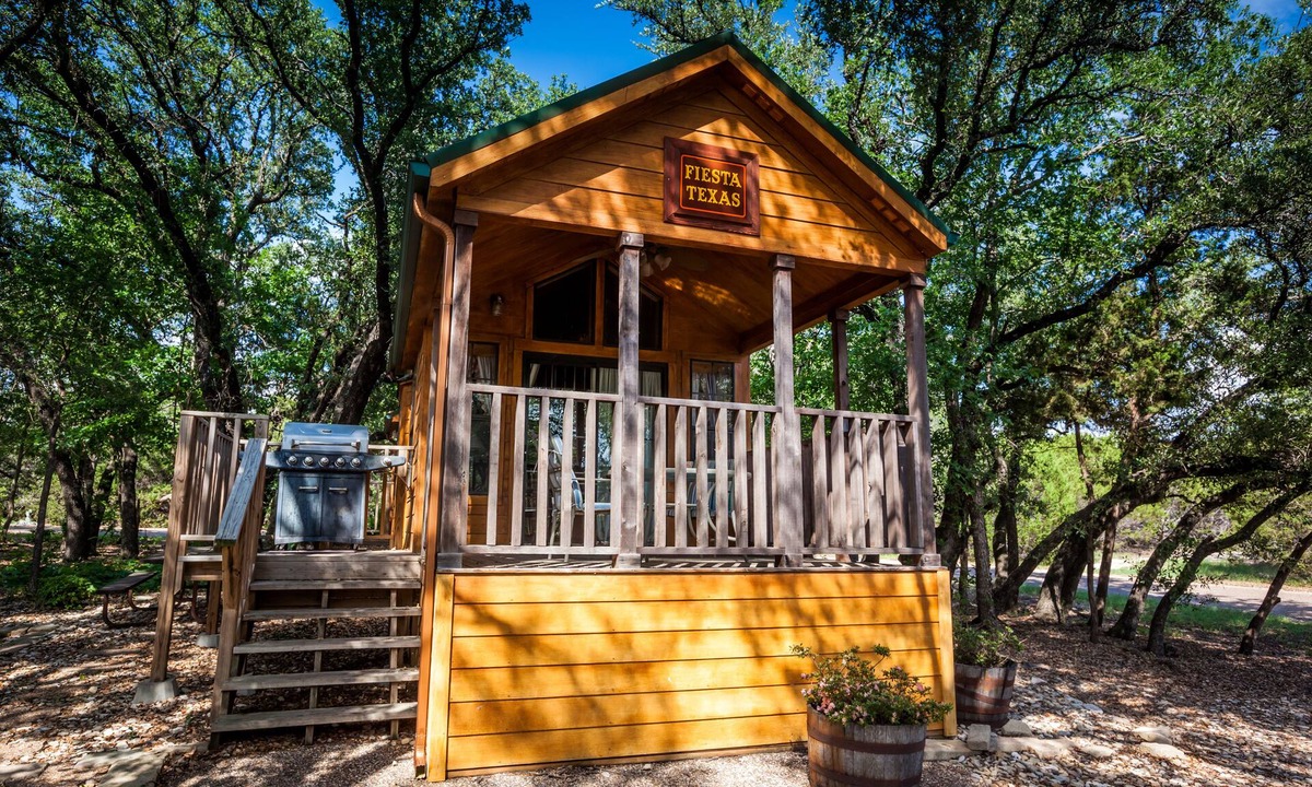 Lake Whitney Cabin | Lake Whitney RV Campground