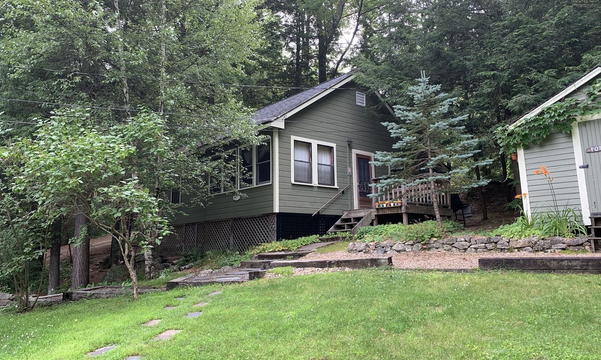 Laconia Cabin | Lake Winnisquam cabin
