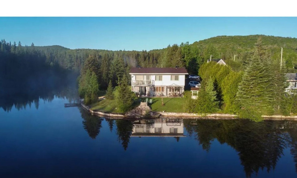 Notre-Dame-de-la-Merci House | Lakefront Cottage: Family friendly, Remote work friendly, 30 nights min stay