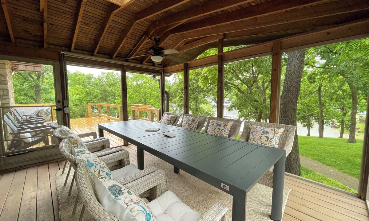 Sunrise Beach House | Lakefront 3-bedroom, 3.5 bath - enclosed porch, private dock, hot tub & fire pit