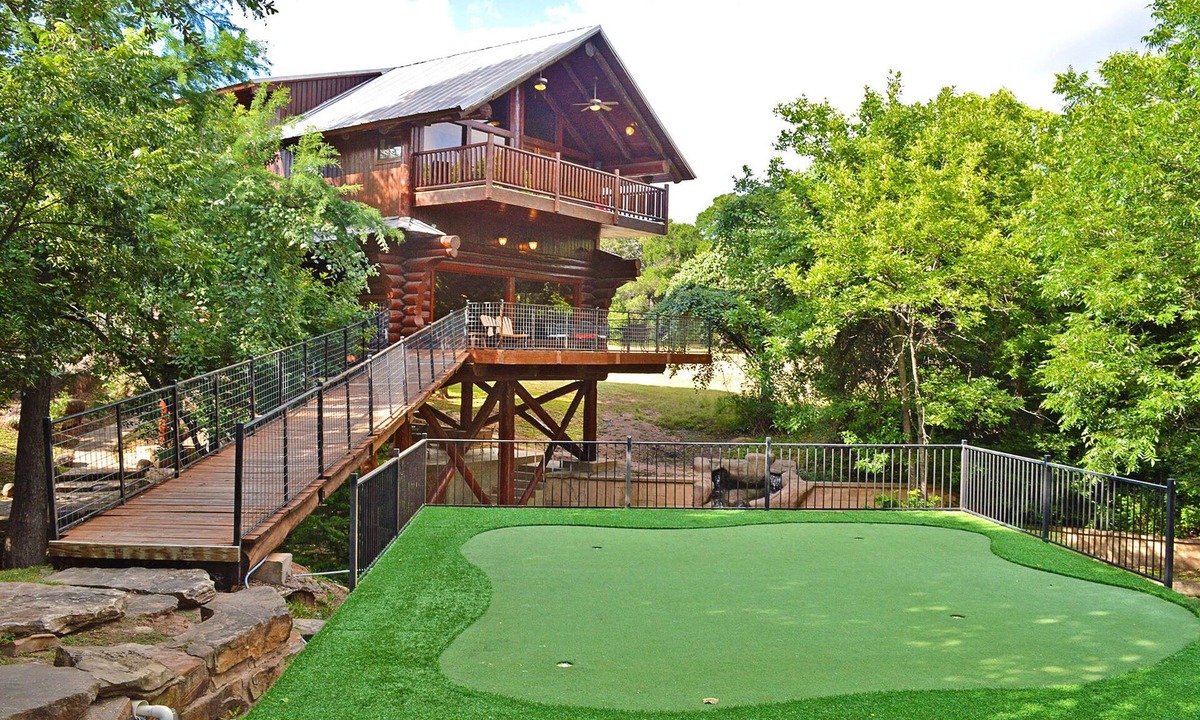 Marble Falls Cabin | Lakefront 3BR/3.5BA+Loft Hot Tub&Boat House