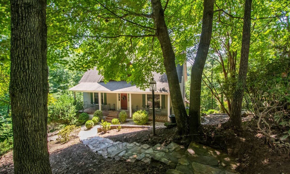 Mill Spring House | Lakefront 3BR w Private Dock Firepit Free Tix