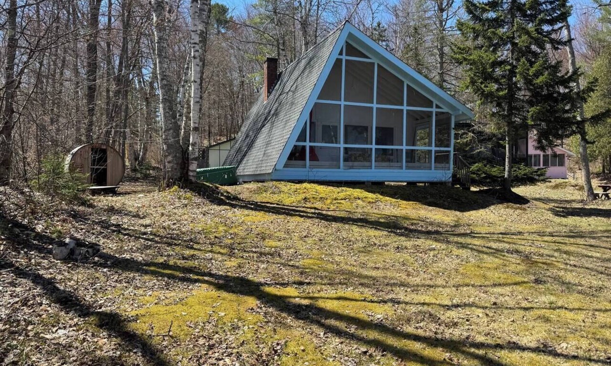 Brighton House | Lakefront A-Frame Sauna, hot tub