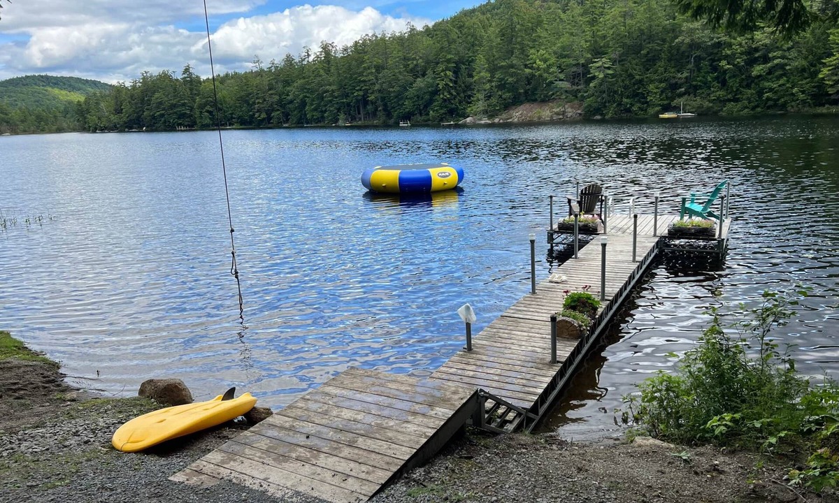 Chestertown House | Lakefront ADK home on 40 acres