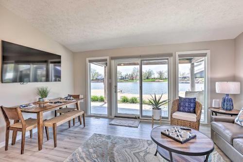 LaPlatte I House | Lakefront Bellevue Home: Private Beach & Fire Pit!