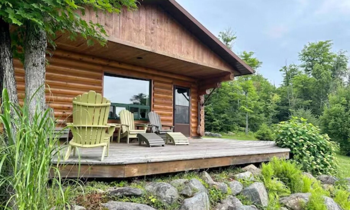 Rye Cabin | Lakefront Cabin #1 - 4 Season - Sleeps 7