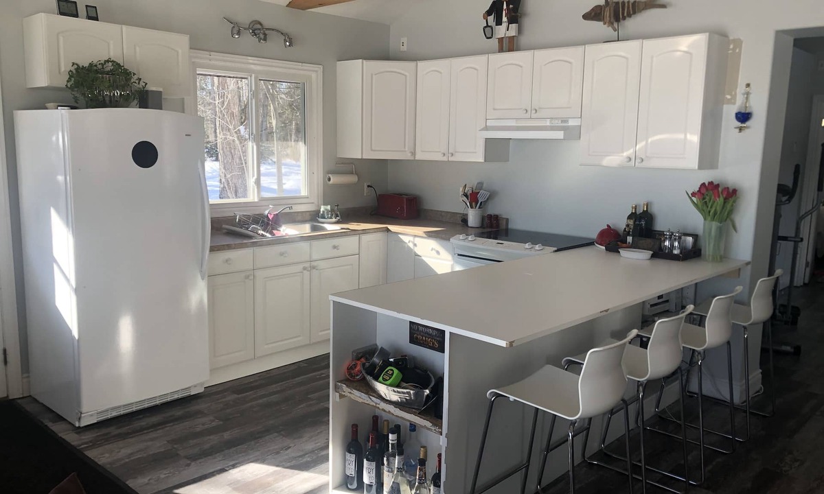 Big Bay Point Cabin | Lakefront Cabin - Big Bay Point, Lake Simcoe
