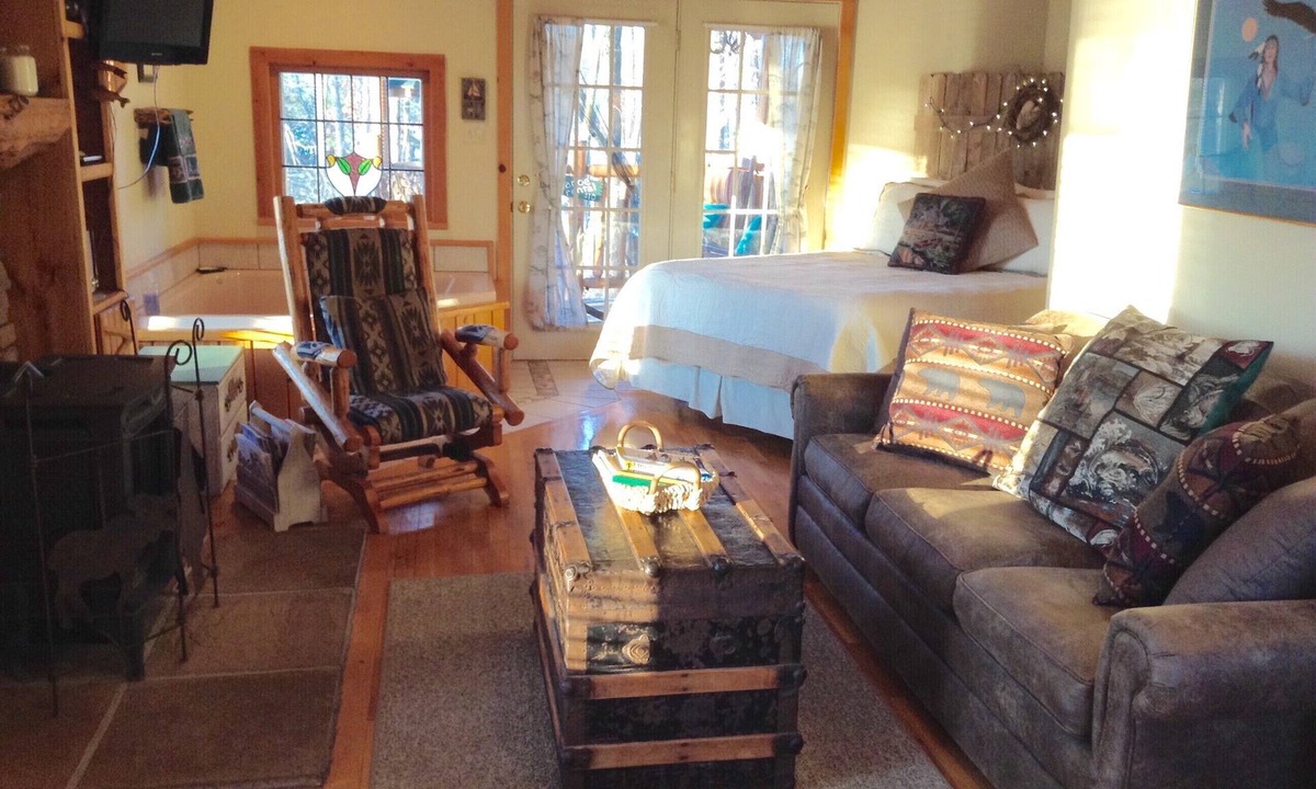 Sylvan Shores Cabin | LAKEFRONT Cabin On 17 Acres