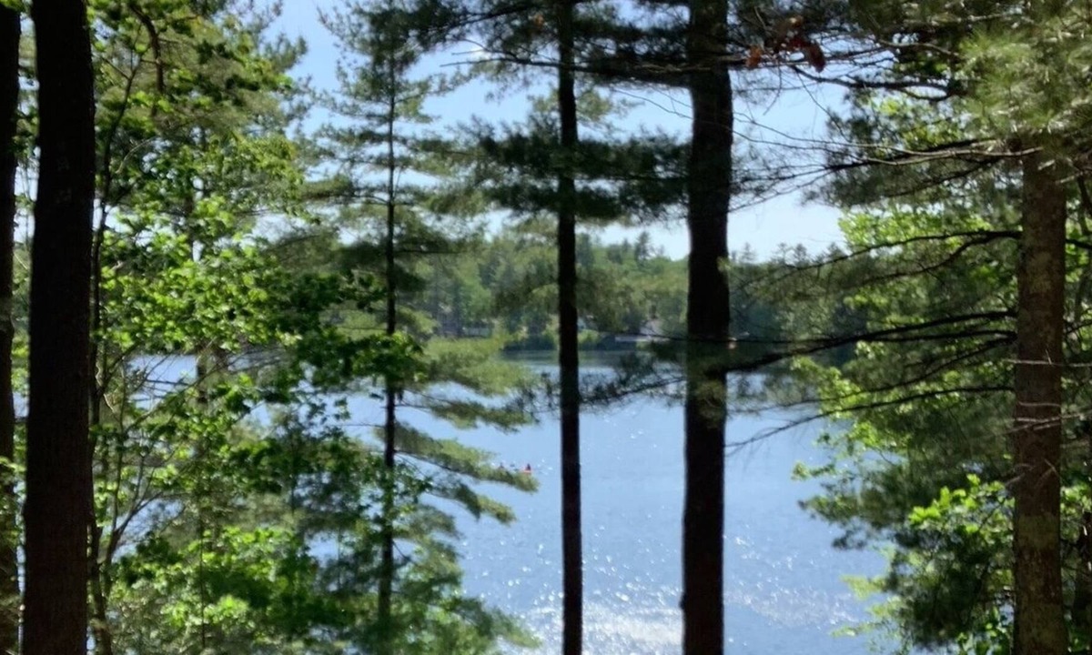 Lyman Cabin | Lakefront Cabin on Lyman’s Pristine Barkers Pond