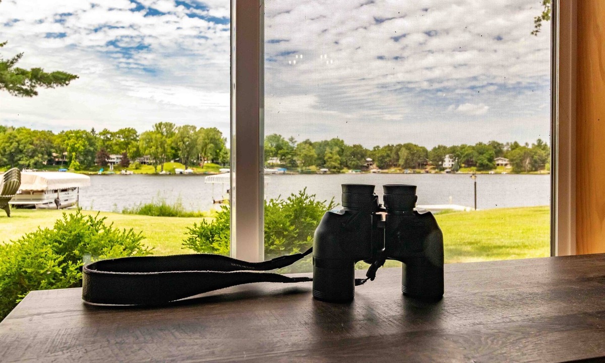Nekoosa Cabin | Lakefront Cabin · Private Beach · Dog-Friendly