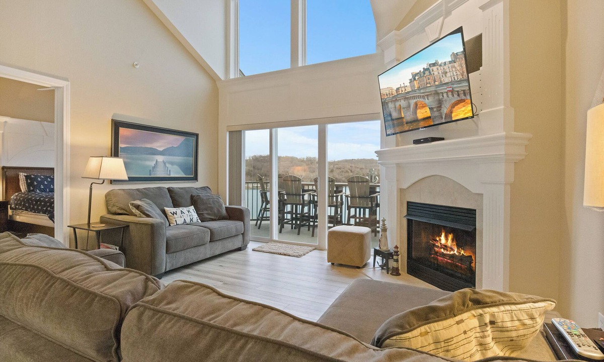 Camdenton Condo | Lakefront Camdenton Condo Near Ha Ha Tonka