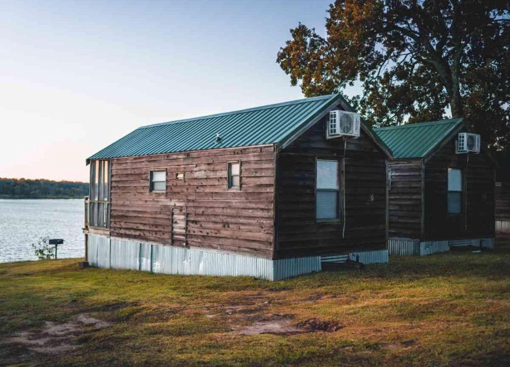 Mead House | Lakefront Cedar Cabin - 8