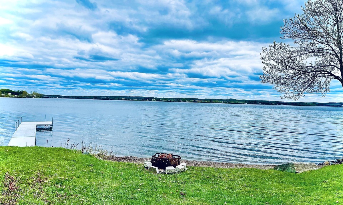 Frenchville Cottage | Lakefront Cottage on Long Lake with direct ITS access