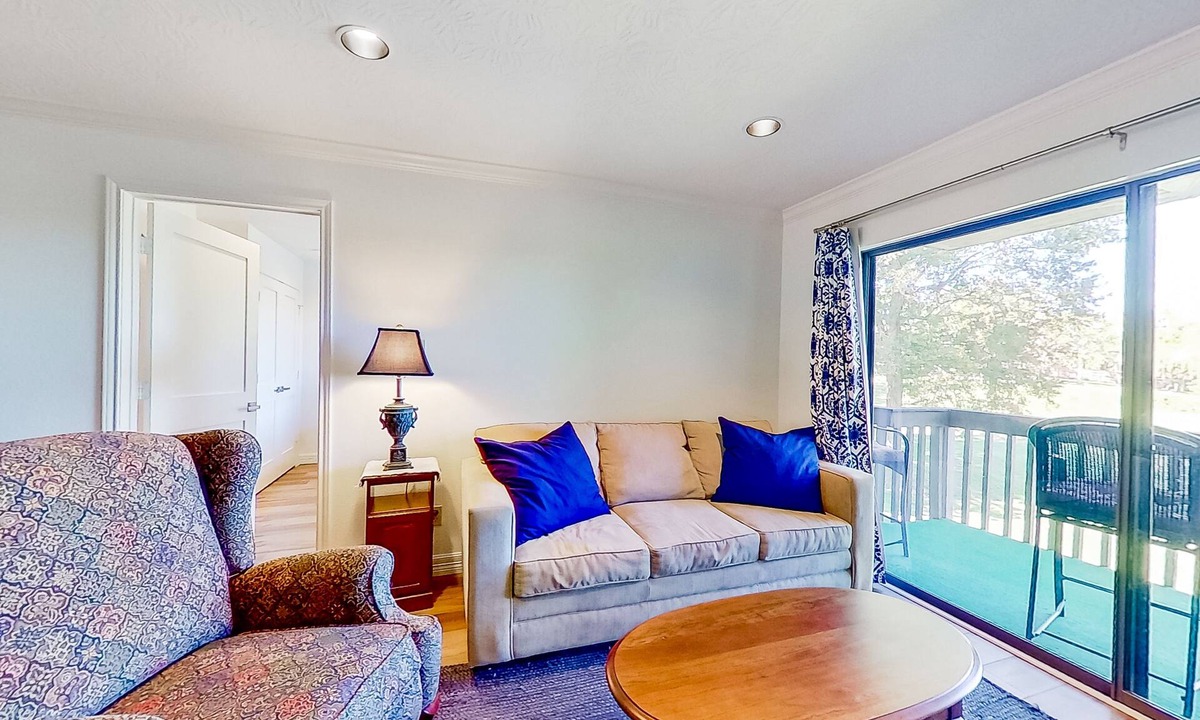 Walden on Lake Conroe Condo | Lakefront dog-friendly condo with lake views, pool, BBQ area, balcony, elevators