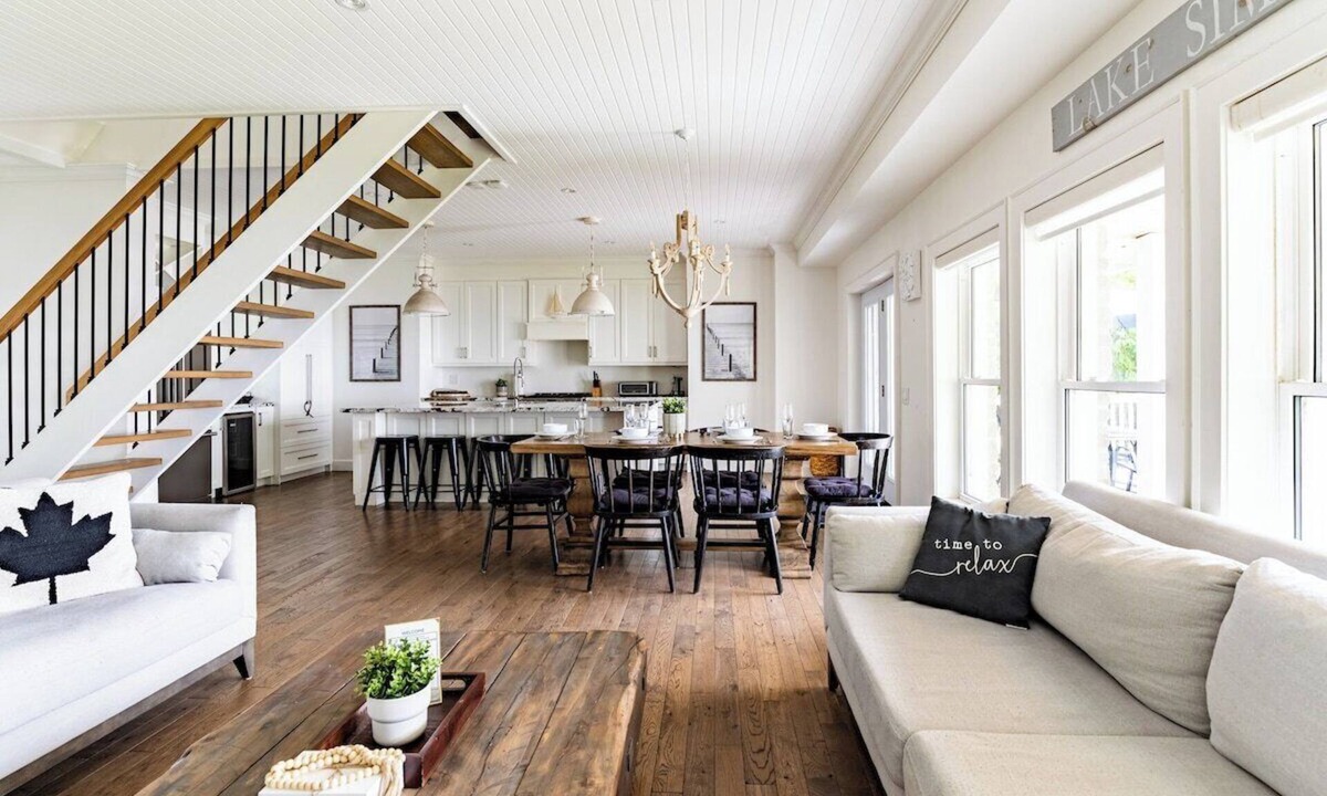 Big Bay Point Cottage | Lakefront Escape - Firepit & Game Room