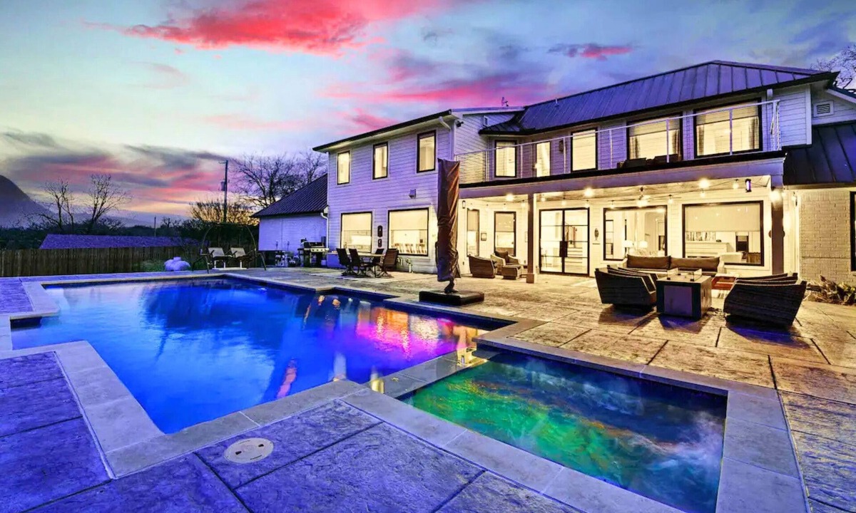 Azle House | Lakefront Estate, Pool & Chef's Kitchen | 5 Suites