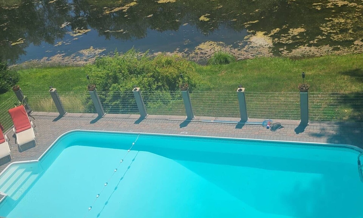 Berlin House | lakefront estate