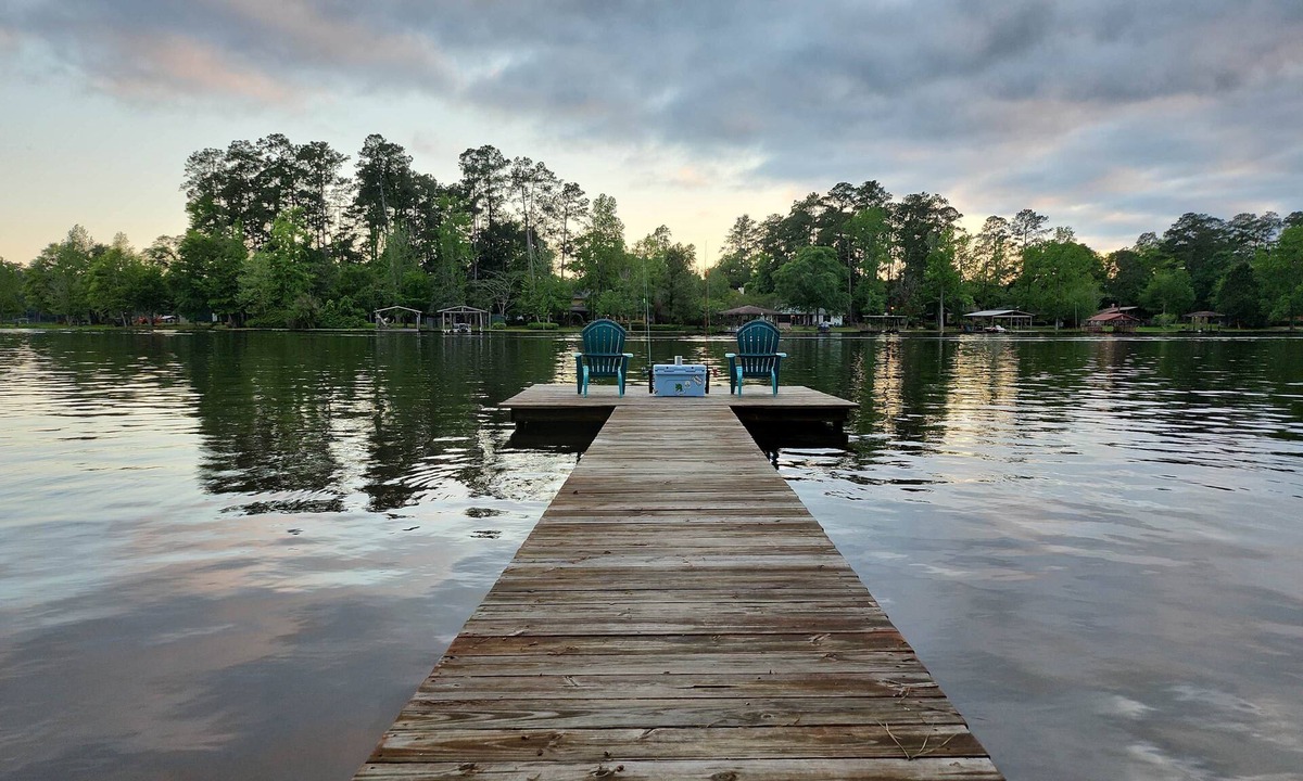 Hillister House | Lakefront Family Retreat with Dock, Kayaks, Paddleboard, Fire Pit, and Water Mat