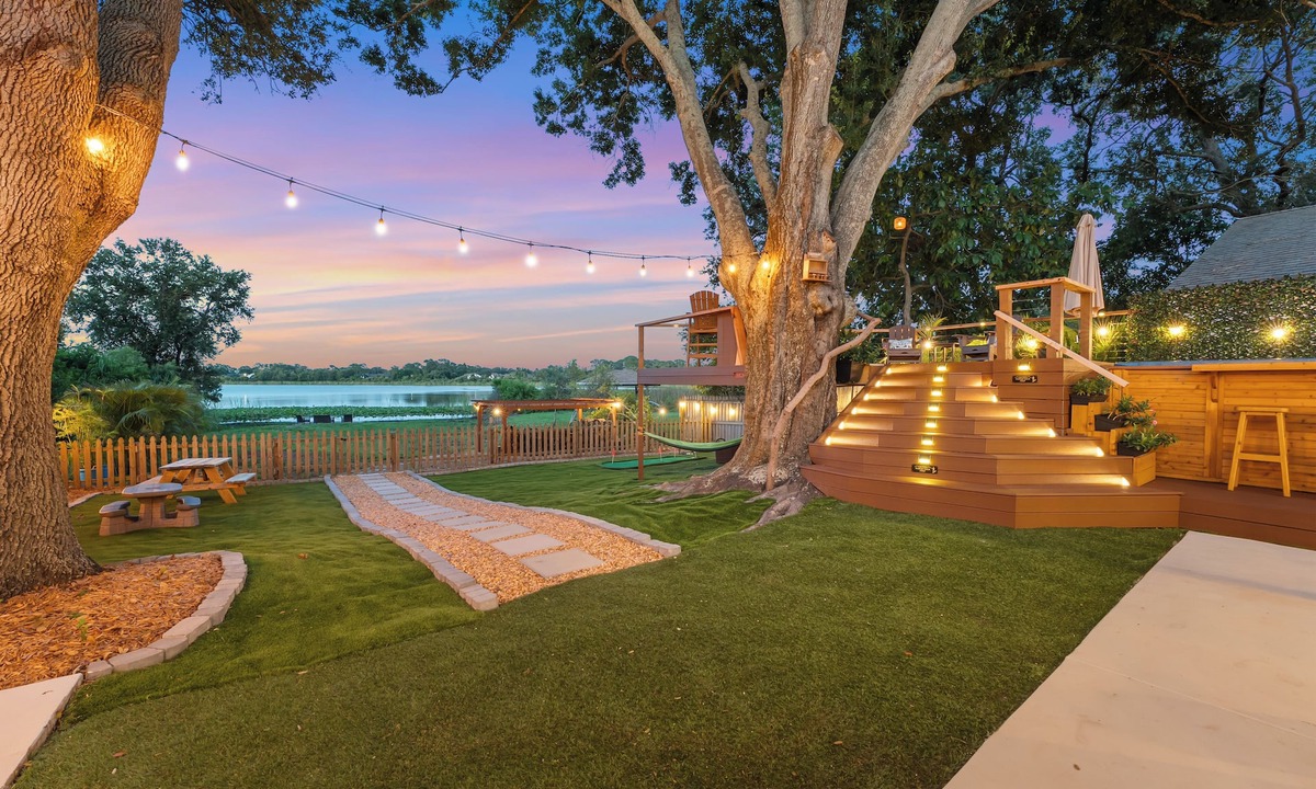 Lake St. George House | Lakefront Gem Near Clearwater