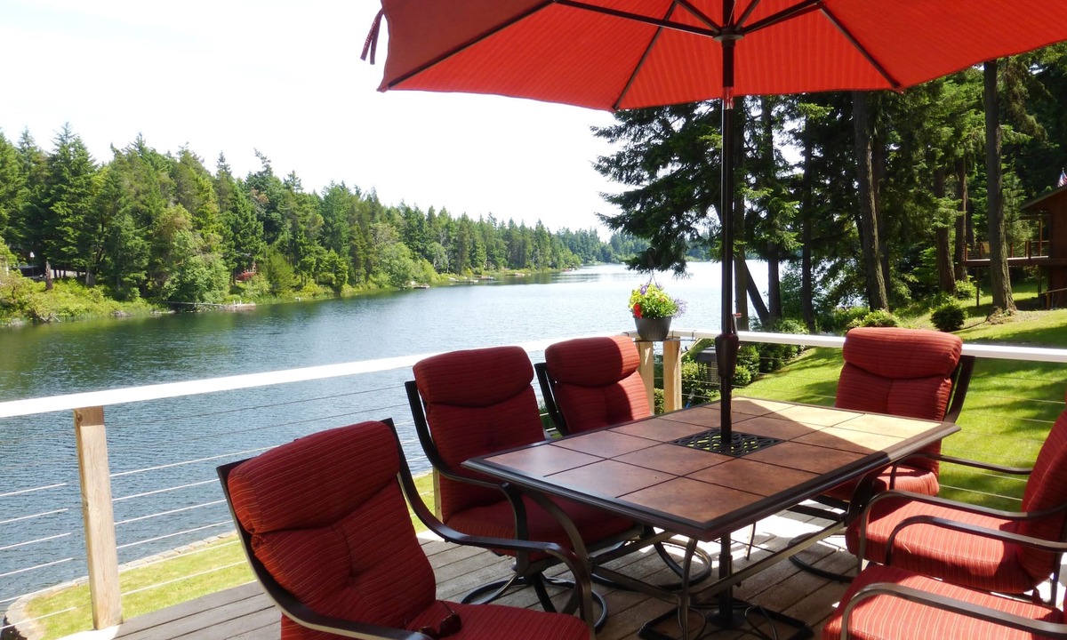 Anderson Island House | Lakefront Getaway; Weekly Discounts Available