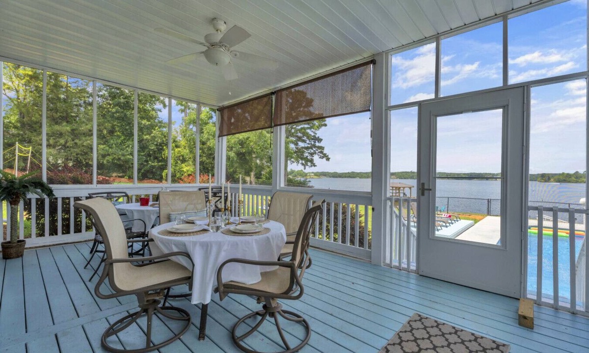 Greenwood House | Lakefront Getaway with Dock Pool Sunset Games