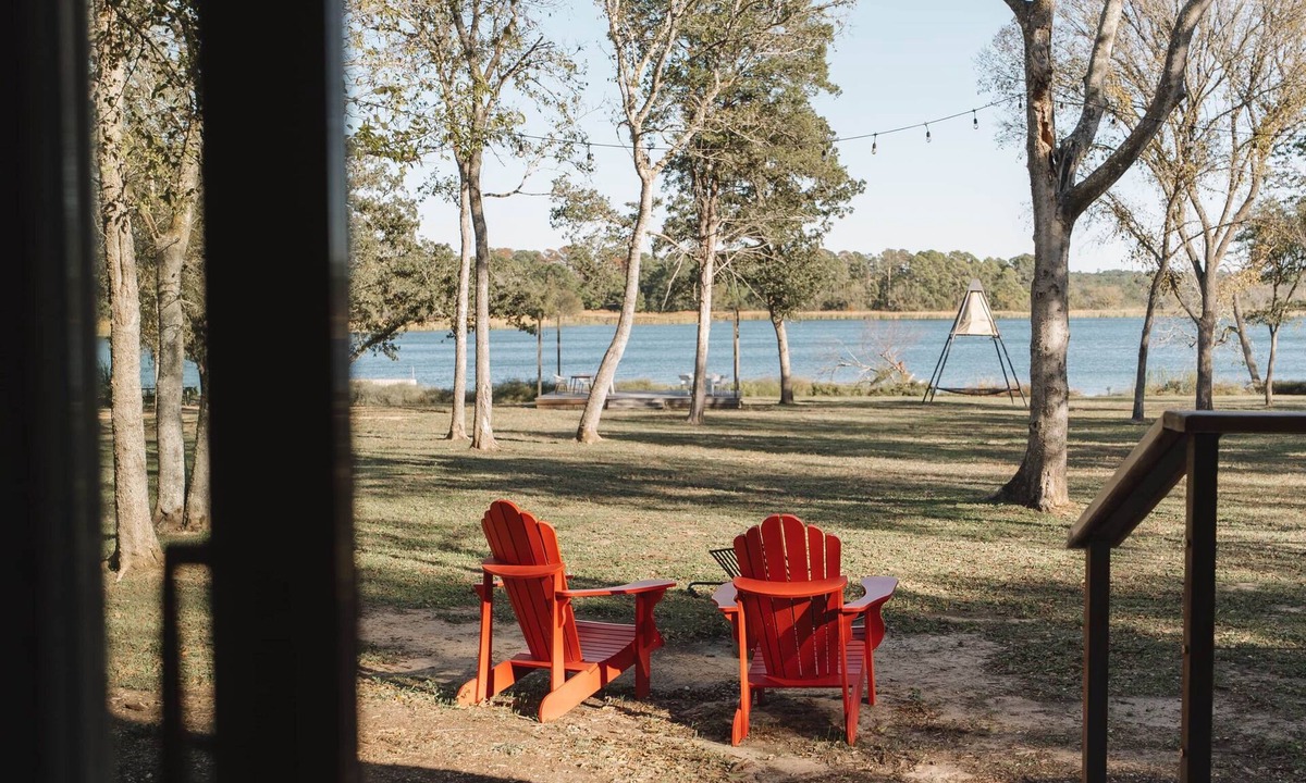 Bastrop House | Lakefront Glamping Safari Tent #5: The Hummingbird