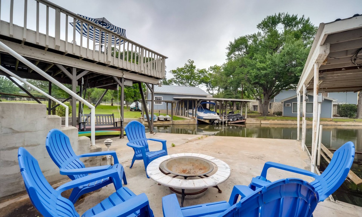 Granite Shoals House | Lakefront Granite Shoals Escape w/Dock!