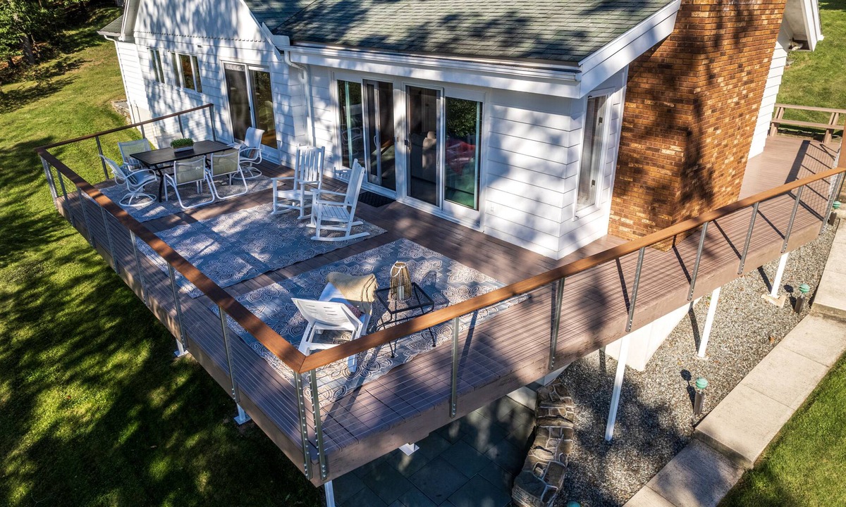 Lake Winola House | Lakefront Home in Lake Winola, PA