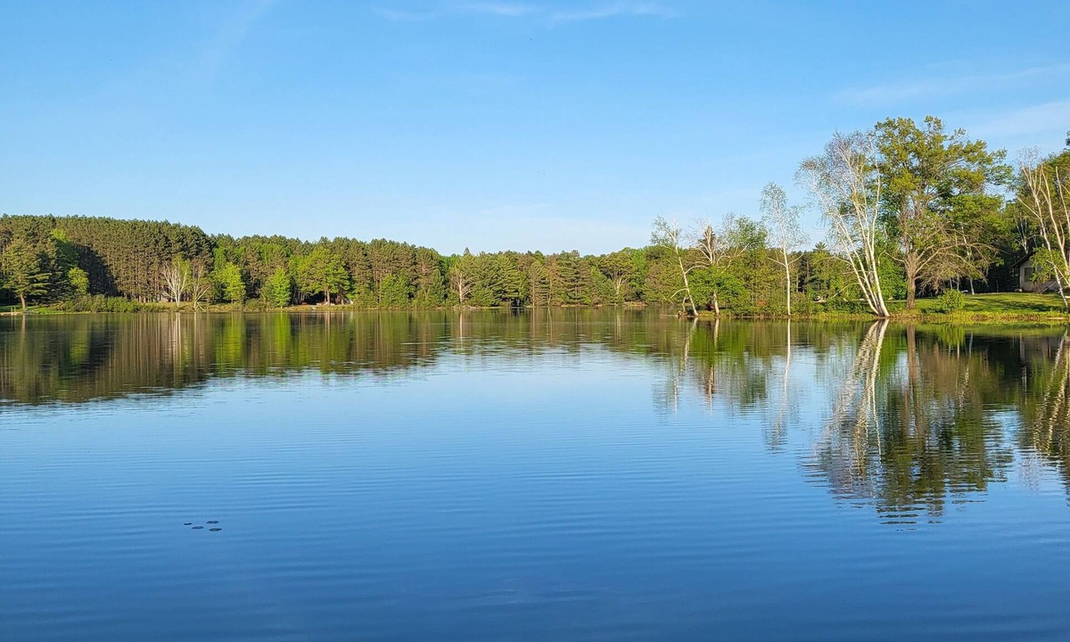 Tomahawk House | Lakefront House
