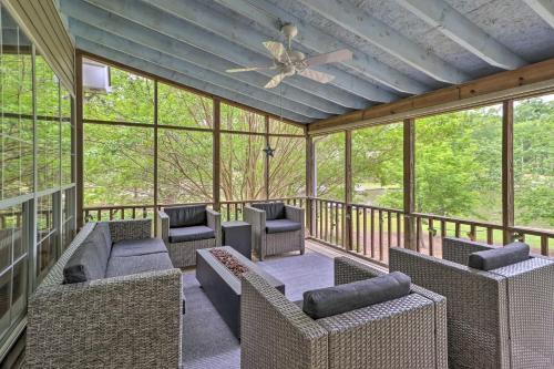 Eatonton House | Lakefront House with Private Dock and Fire Pit!