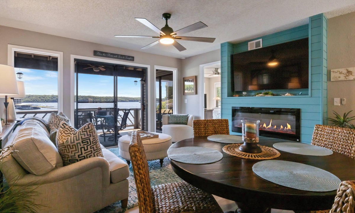Osage Beach Condo | Lakefront Huge views - King Bed - No Stairs - Salt Water Pool - Putting Green -