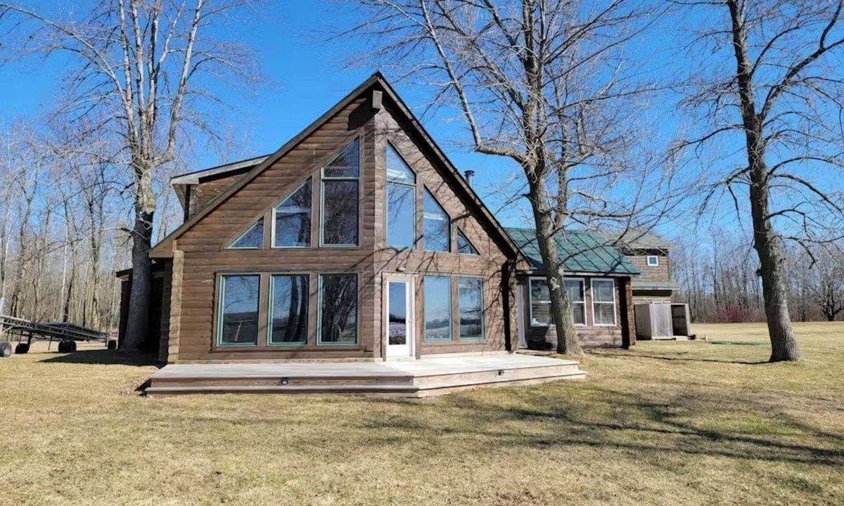 North Hero House | Lakefront Island Escape with Private Beach
