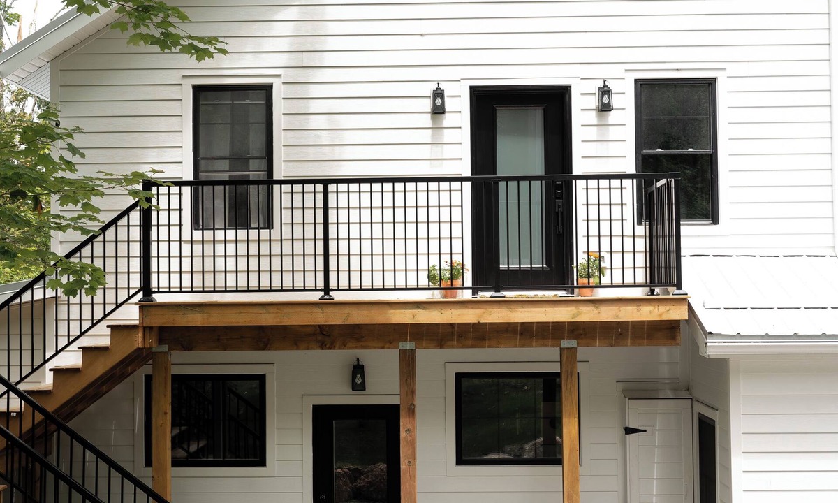 Selwyn Cabin | Lakefront Lodge Suite - The Forest Hill Lodge