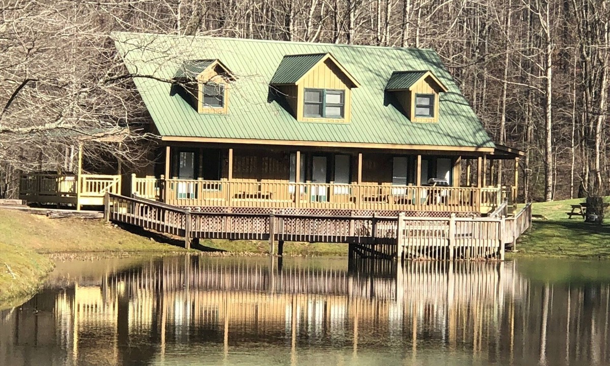 Rabun Gap House | Lakefront Lodge with Loft Bedroom, Sleeper Sofa, One Bath