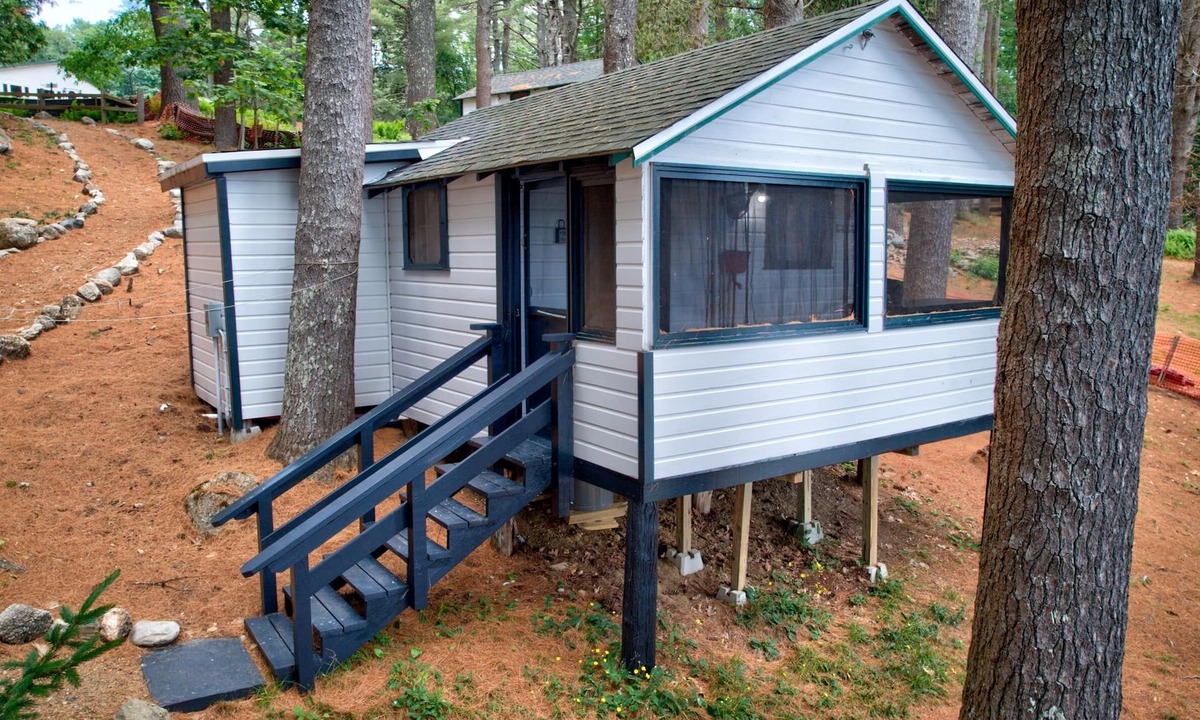 Orland Cabin | Lakefront Loon Tiny Cabin @ Getogether Stays