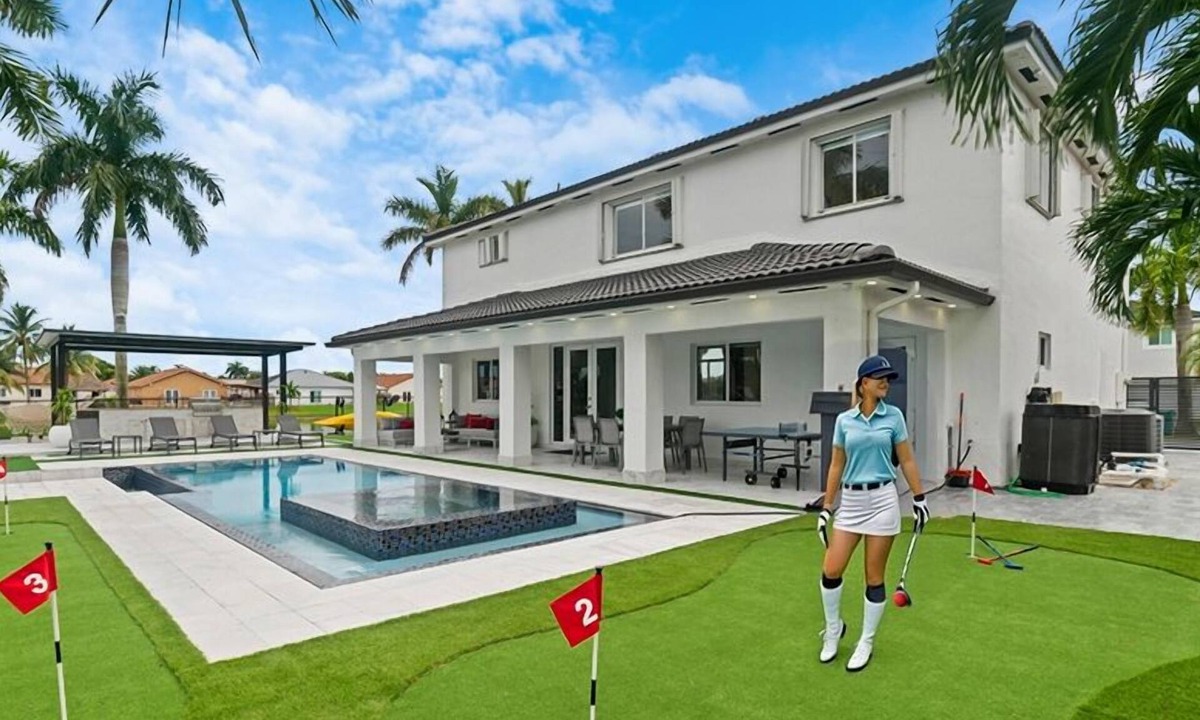 Ludlam House | Lakefront Lux Villa w/Games, Spa, BBQ, Pool & Fun