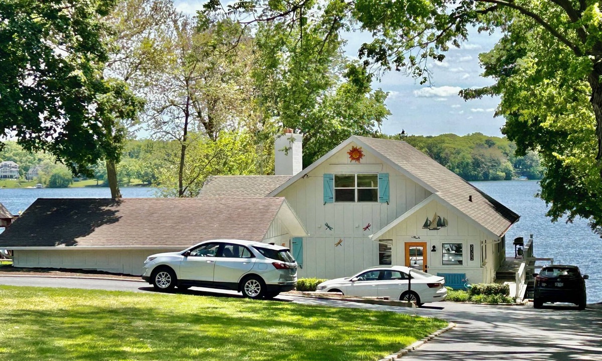 Delavan Lake House | Lakefront Luxury Home with Private Pier, Sleeps 14, 3rd Night Free this Spring