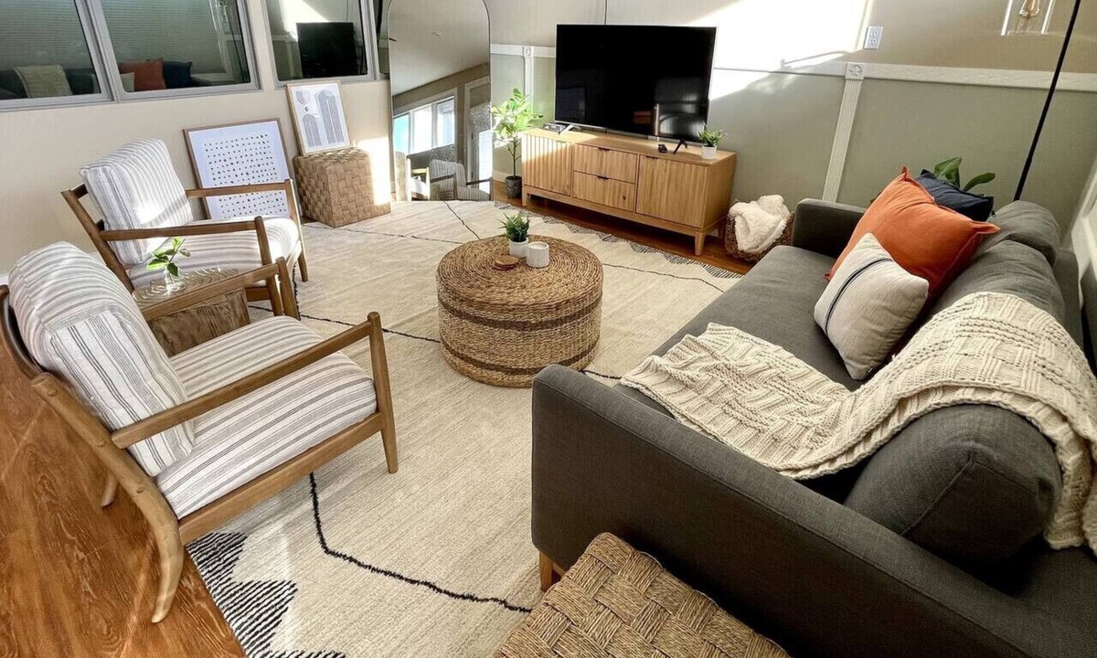 Copake Lake Apartment | Lakefront Marina Apartment with Views