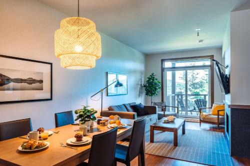 Lac Superieur Village House | Lakefront, Mountain View - 1 Bedroom Resort Suite