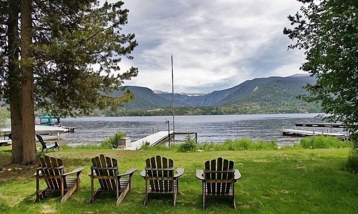 Grand Lake Cabin | Lakefront! - Private Hot Tub - Situated Directly on Grand Lake w/Boat Dock