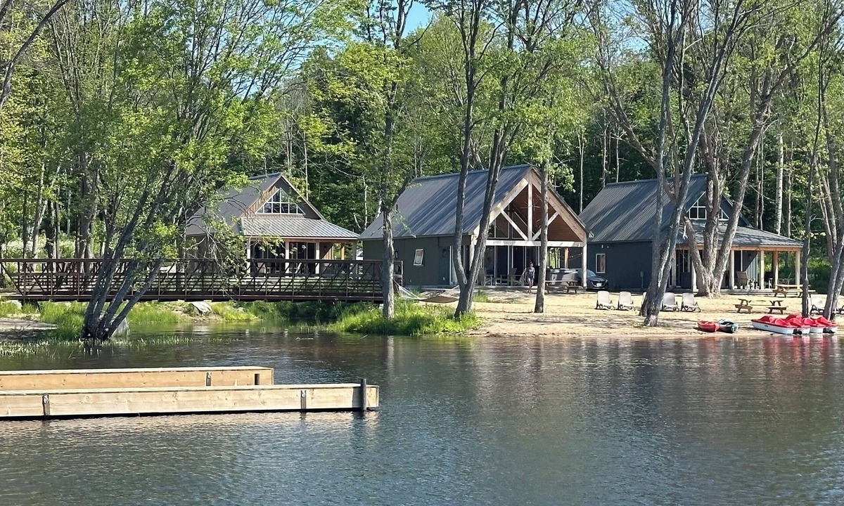 Restoule Cottage | Lakefront Private Resort 32 Guests