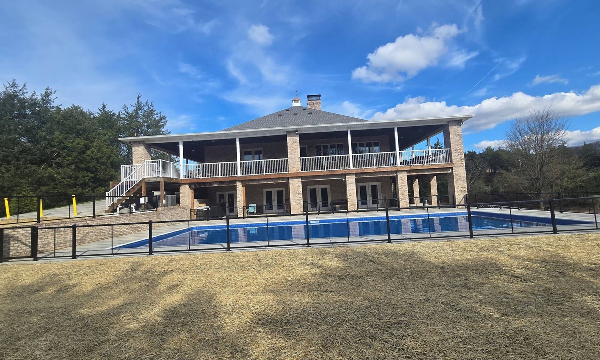Dandridge House | Lakefront - Private Resort with INGROUND POOL!