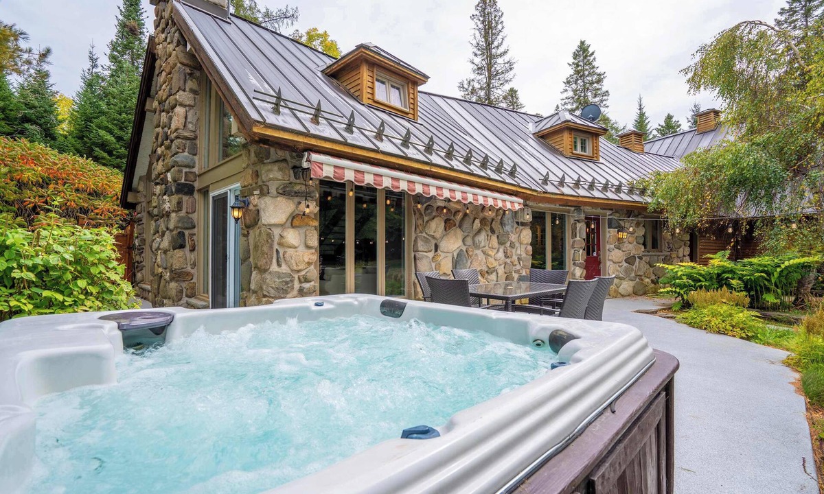 Lac-Drolet Ski Chalet | Lakefront | Quai 948