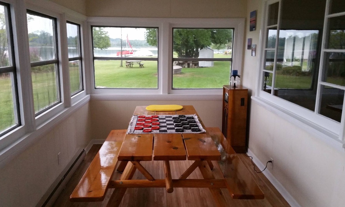 Vestaburg Cabin | Lakefront Rental in Stanton, MI